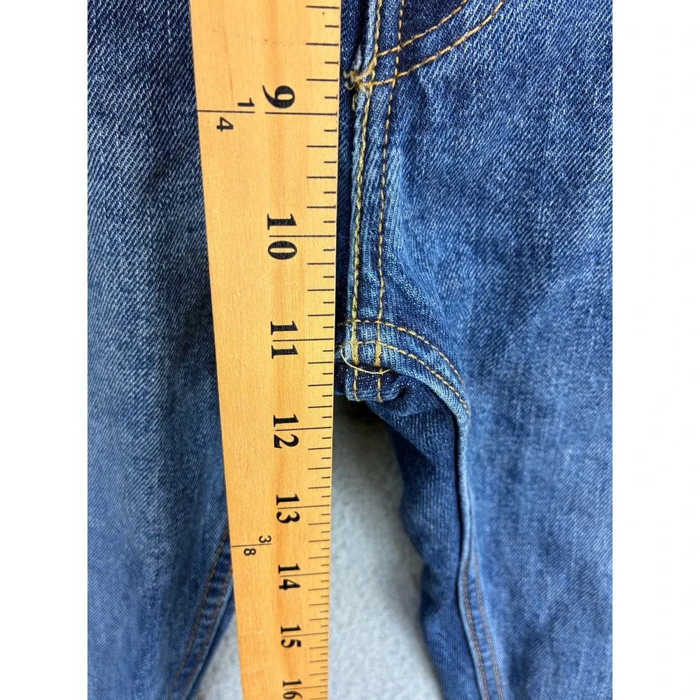 Levis no visible